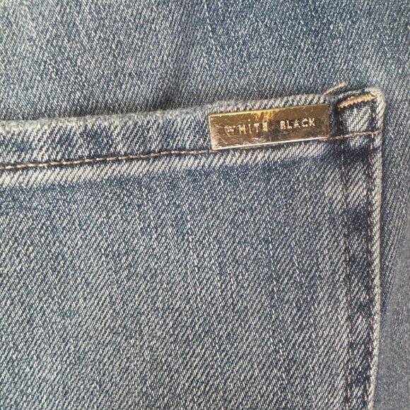 Sculpt OP Straight Leg High-Rise Denim Jeans Rhinestone Button Closure - Picture 10 of 12